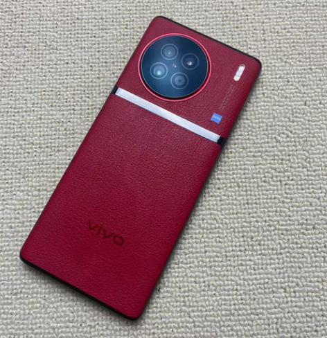vivo x90华夏红8+256，成色如图...