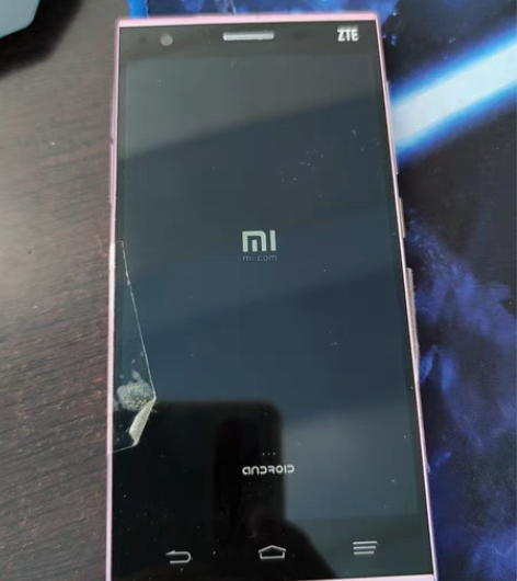 包邮中兴星星一号s2002,电池新换的,刷...