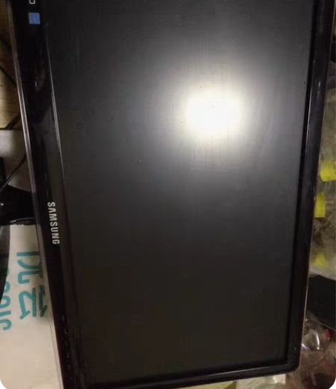 三星22寸显示器 型号s22a350b 外...