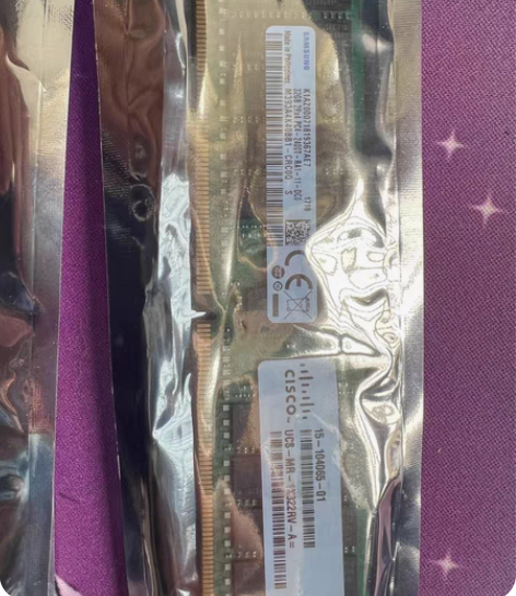 三星32g 2400T 就2条多余的。这是...