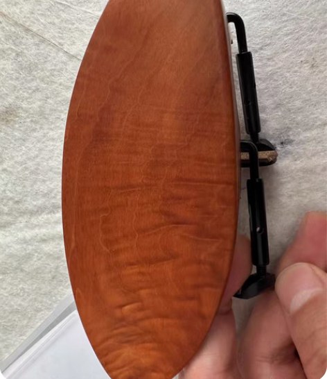 包邮京喜公社柳叶式枣木虎纹小提琴腮拖一个，...