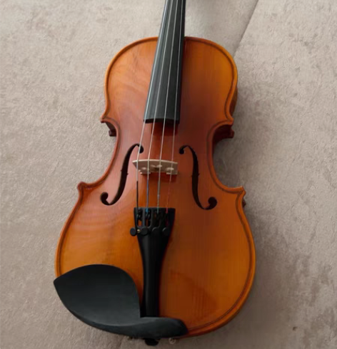1/4 小提琴，当时买错了型号，基本没用过...