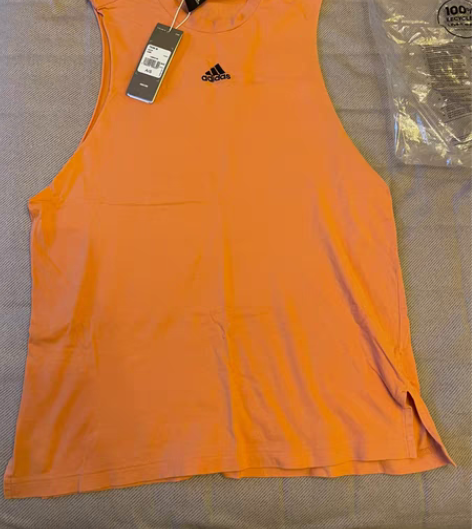 转卖Adidas/阿迪达斯 运动背心 全新...
