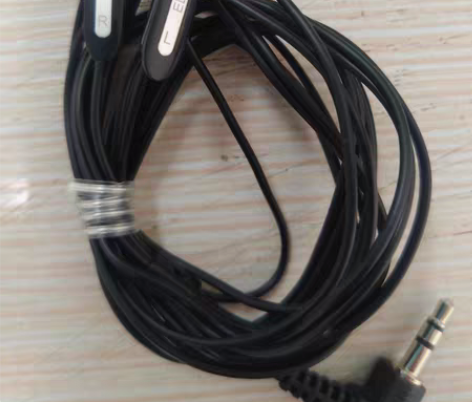 包邮原装漫步者耳机 音质均衡清晰， 高解析...