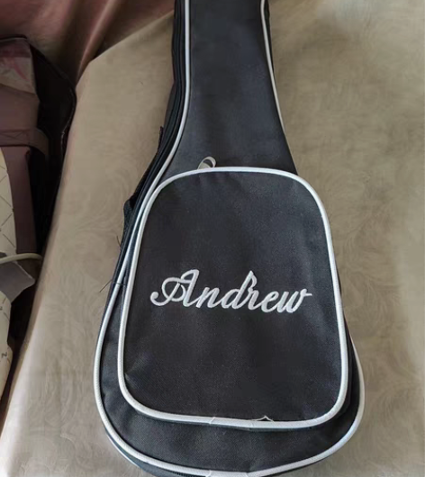 包邮安德鲁尤克里里 用了三次，一次调音，一...