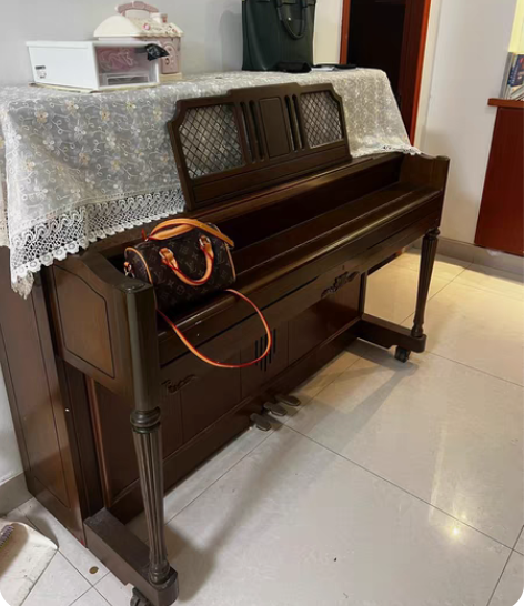 韩国三益钢琴，一口价8000 感兴趣的话点...