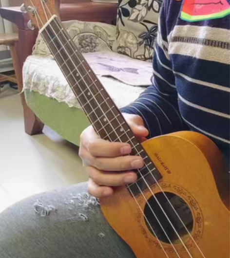 尤克里里 威伯23寸  95新 白菜价给初...