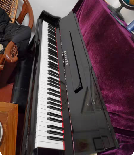 包邮捡漏的进口，疫情期亏本出售一百多台钢琴...