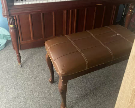 英昌钢琴，买的时候12000 感兴趣的话点...