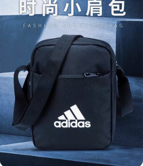 转卖Adidas单肩包腰包运动斜跨包女小包...