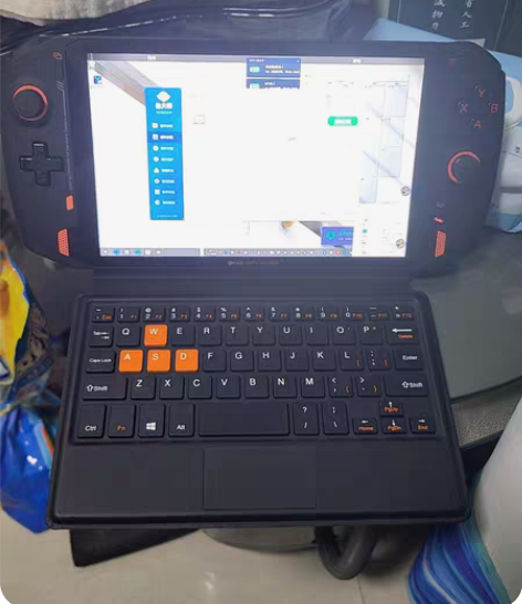 onexplayer amd5700u 2...