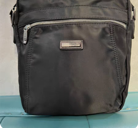 圣大保罗休闲包单肩包斜挎包帆布包 全新正品...