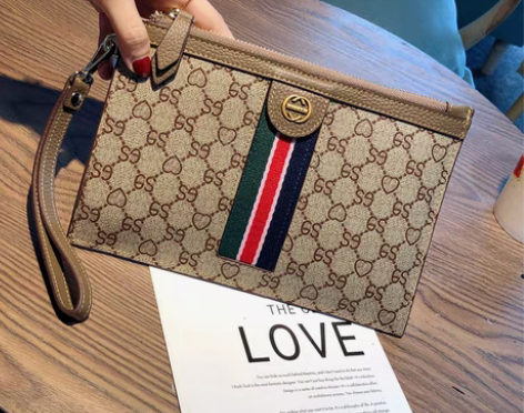 转卖代购手拿包女真皮轻便气质2022宴会奢...