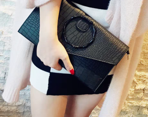 转卖原创鳄鱼纹手拿包女2021高级腋下单肩...