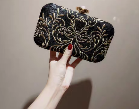 转卖名媛手拿包女宴会晚宴包中国风刺绣年会旗...