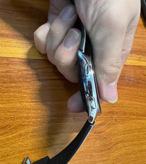 包邮一加wach 前几个月闲鱼买的，很新，...