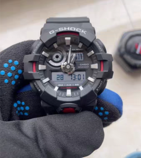 出售卡西欧GA-700顺丰联名手表，成色9...