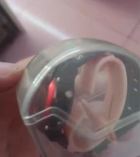 包邮闲置电子手表一块，走的很准，美观实用，...