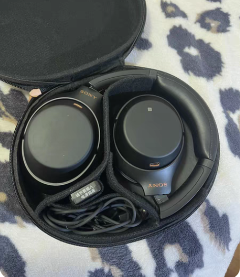 包邮Sony 1000xm3头梁内侧有裂开...