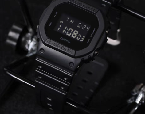 转卖卡西欧小方块g-shock经典酷黑运动...