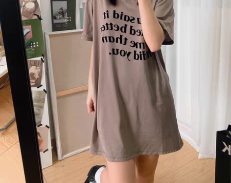 转卖【包邮】你说我穿着比你好看多了字母T舒...