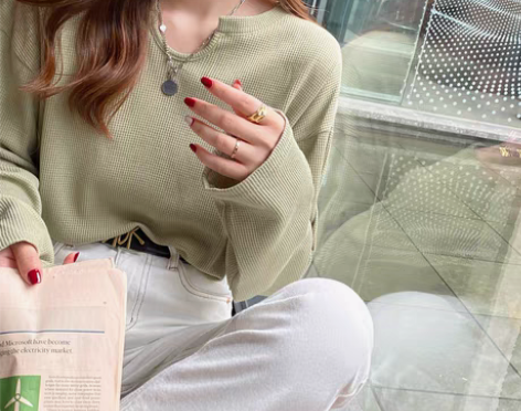 转卖白色打底衫女春秋季内搭纯色宽松华夫格长...