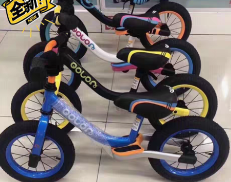 全新正品德国荟智平衡车儿童无脚踏平衡车滑步...