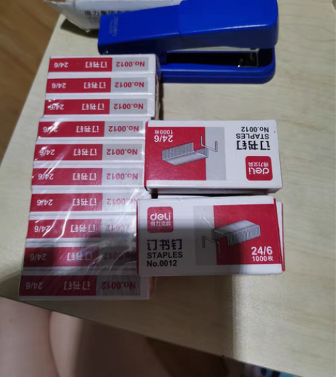 处理订书机8个6元一个，订书钉18盒10元...