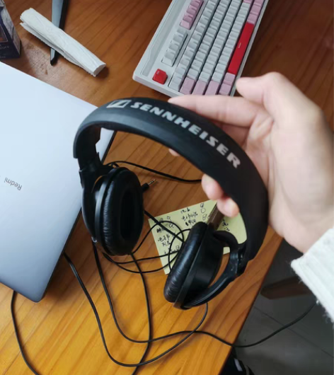 包邮森海监听耳机，100包邮 买来听个响，...