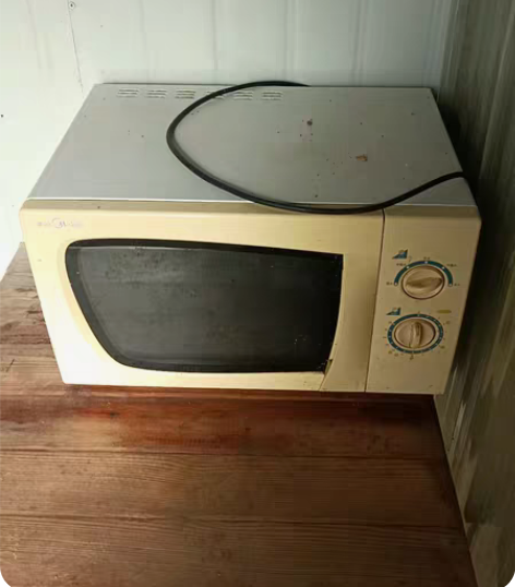 出售微波炉一台 感兴趣的话点“我想要”和我...