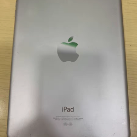 ipad mini1代！ID机！外屏碎内屏...