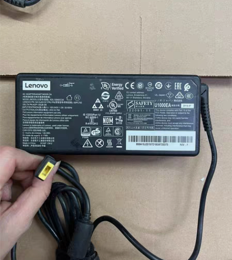 包邮原装联想电源适配器135W  方口笔记...