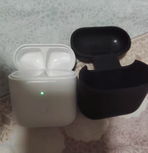 包邮QCY T8S，只有充电仓，外加一个套...