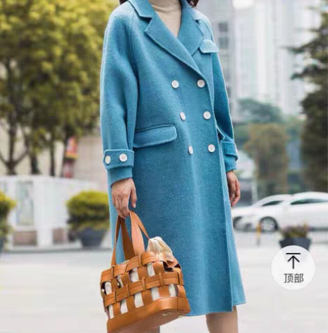包邮时尚阿尔巴卡羊驼毛大衣 服装版型：直筒...