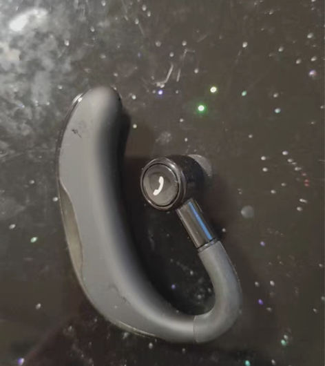 转卖QCY Q26超小迷你隐形苹果无线蓝牙耳机4.1耳塞挂耳...