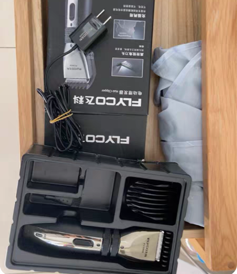 飞科理发器FC5808. 买了用的不多，便...