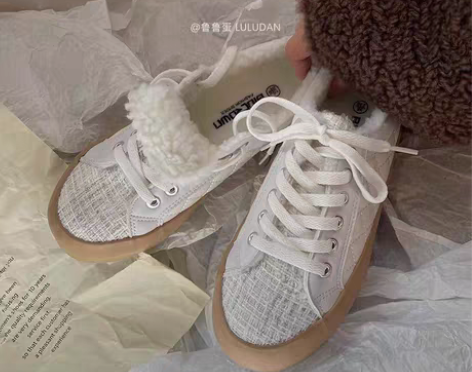 包邮鲁鲁蛋 小香风冬季加绒小白鞋女ins潮...