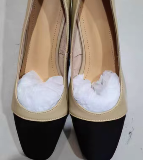 包邮37码,98新,低跟单鞋,跟高约5cm...