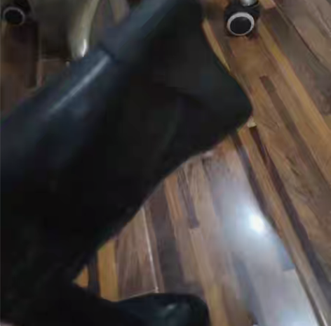 里外纯皮内增高鞋35码，买来很贵，没穿几次...