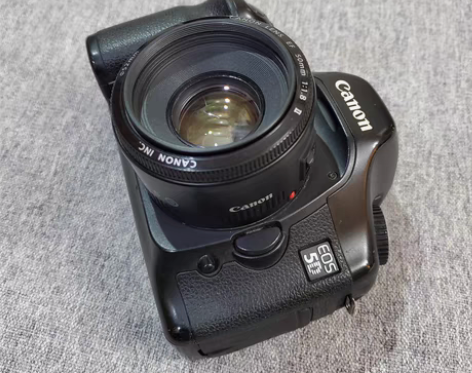 包邮佳能5d全画幅套机    佳能5D一代...