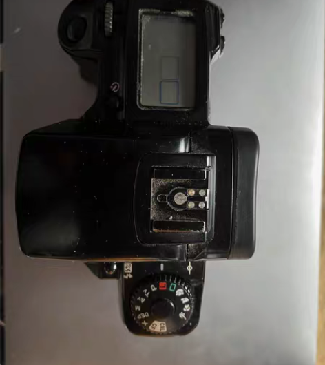 包邮佳能胶片单反eos5 ，95新成色，取...