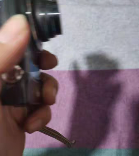 爱国者数码相机正常使用无任何问题，裸机一台...