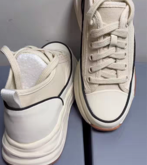 包邮内增高帆布鞋小码33-40码全新厂家直...