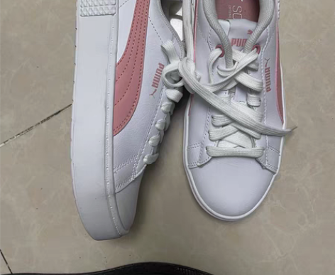 包邮彪马运动鞋，尺码35.5，内长220。...