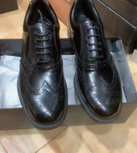 意大利进口牛皮布洛克雕花男鞋防滑耐磨大底4...