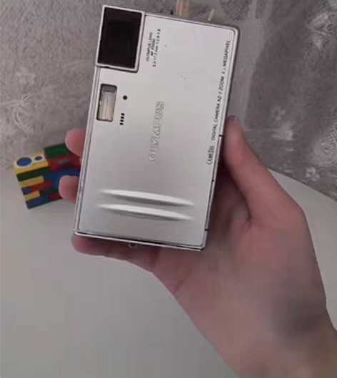 奥林巴斯AZ-2，全智贤代言az同款 稀有...
