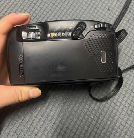 包邮宾得zoom105R 胶片机 成色如图...