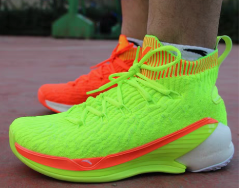 转卖安踏kt4,圣诞大战配色。42码 这鞋...