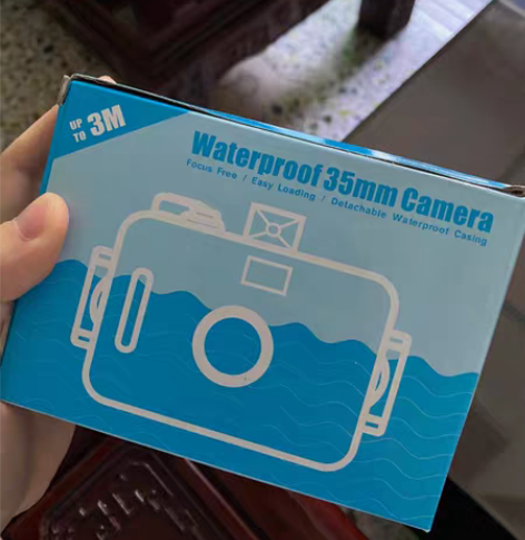 出一台闲置的傻瓜胶片机，裸机保护壳 这个相...