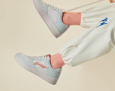 包邮李宁的这一款鞋，买了一个多月了，但是今...